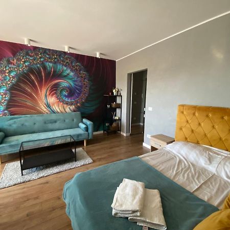 National Park Boutique Studio Бухарест Экстерьер фото
